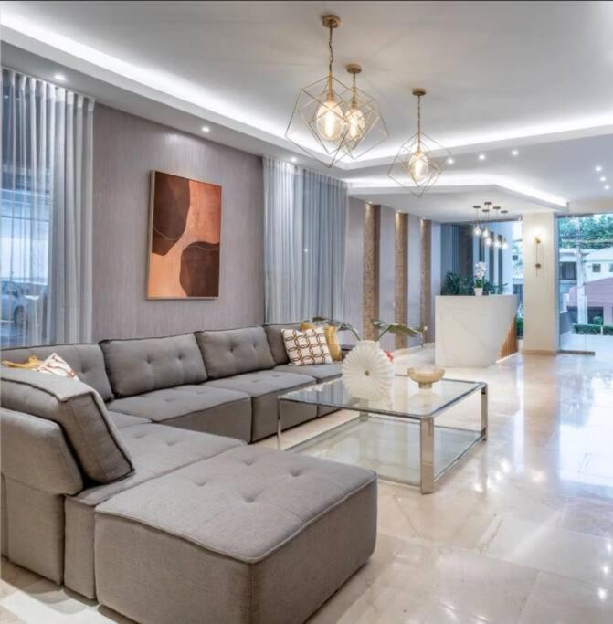 Dom. Rep. Exclusive 2 Bed Apt. Evaristo Morales Санто-Домінго Екстер'єр фото